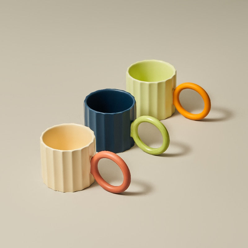 Big Handle Japanese Ceramic Coffee Mug with Ridges